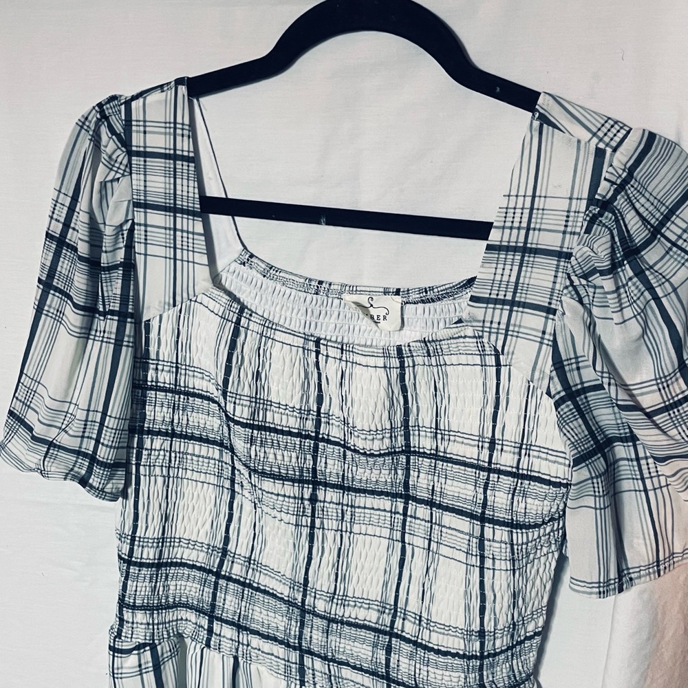 Plaid Puff Sleeve Top